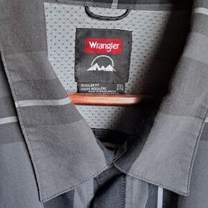 Wrangler Charcoal Checkered Shirt